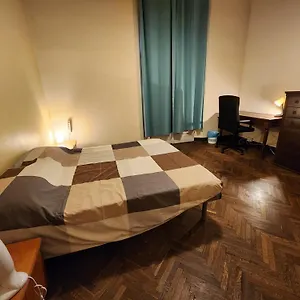 Couette-café Tata Homes, Bologne